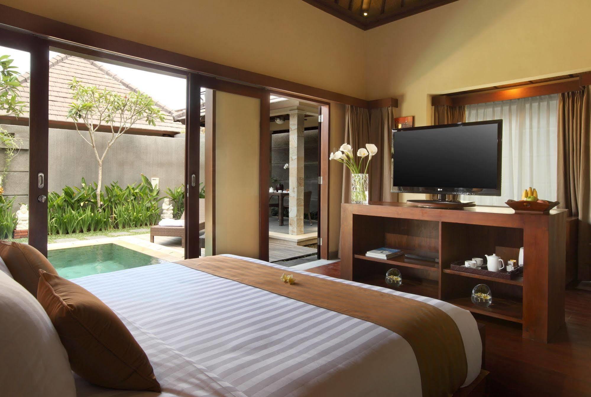 Nyuh Bali Villas Seminyak  Exterior photo