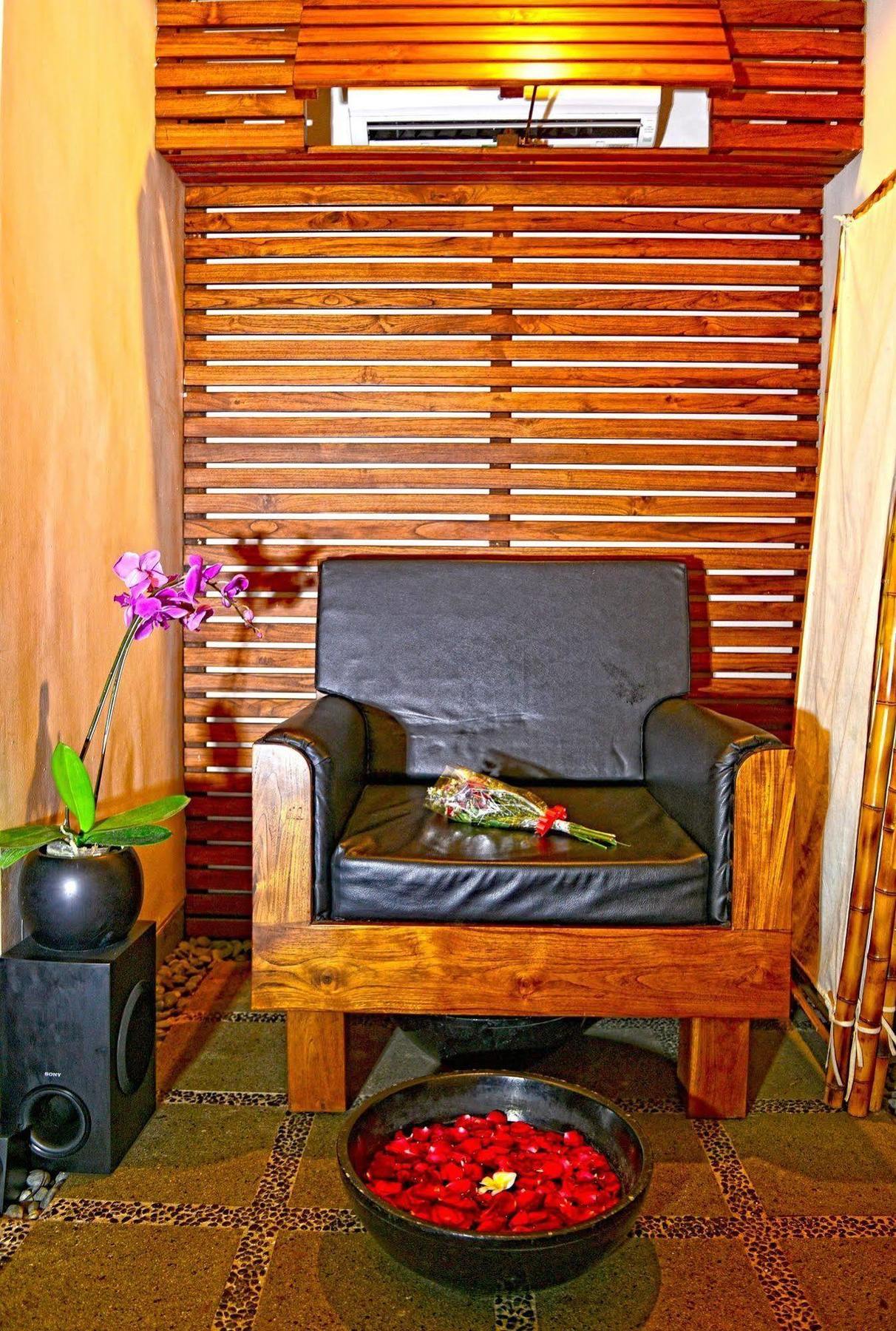 Nyuh Bali Villas Seminyak  Exterior photo